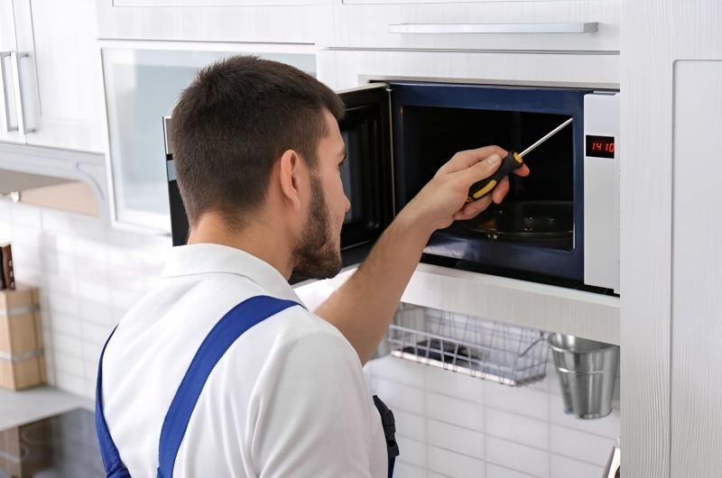 Buld-in Microwave Repair in Santa Clarita